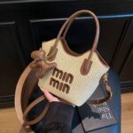 Women's Lettered Crossbody Bag – Versatile Tote for Casual & Formal Occasions
